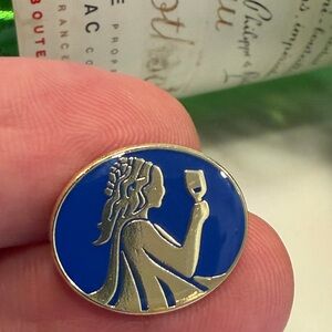 Blue WSET Lapel Pin | Wine & Spirit Education Trust | Sommelier Pin